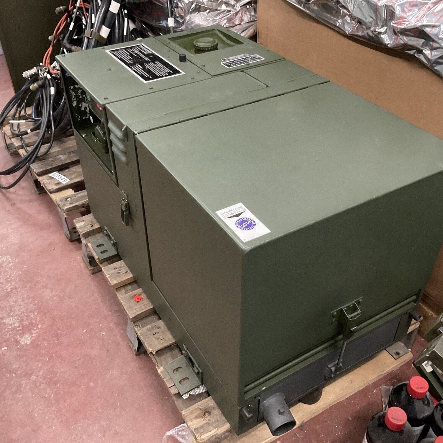 24 V Hatz 1,9 KW Stromgenerator Bundeswehr, Notsromaggregat Mit Zubehör! 0349