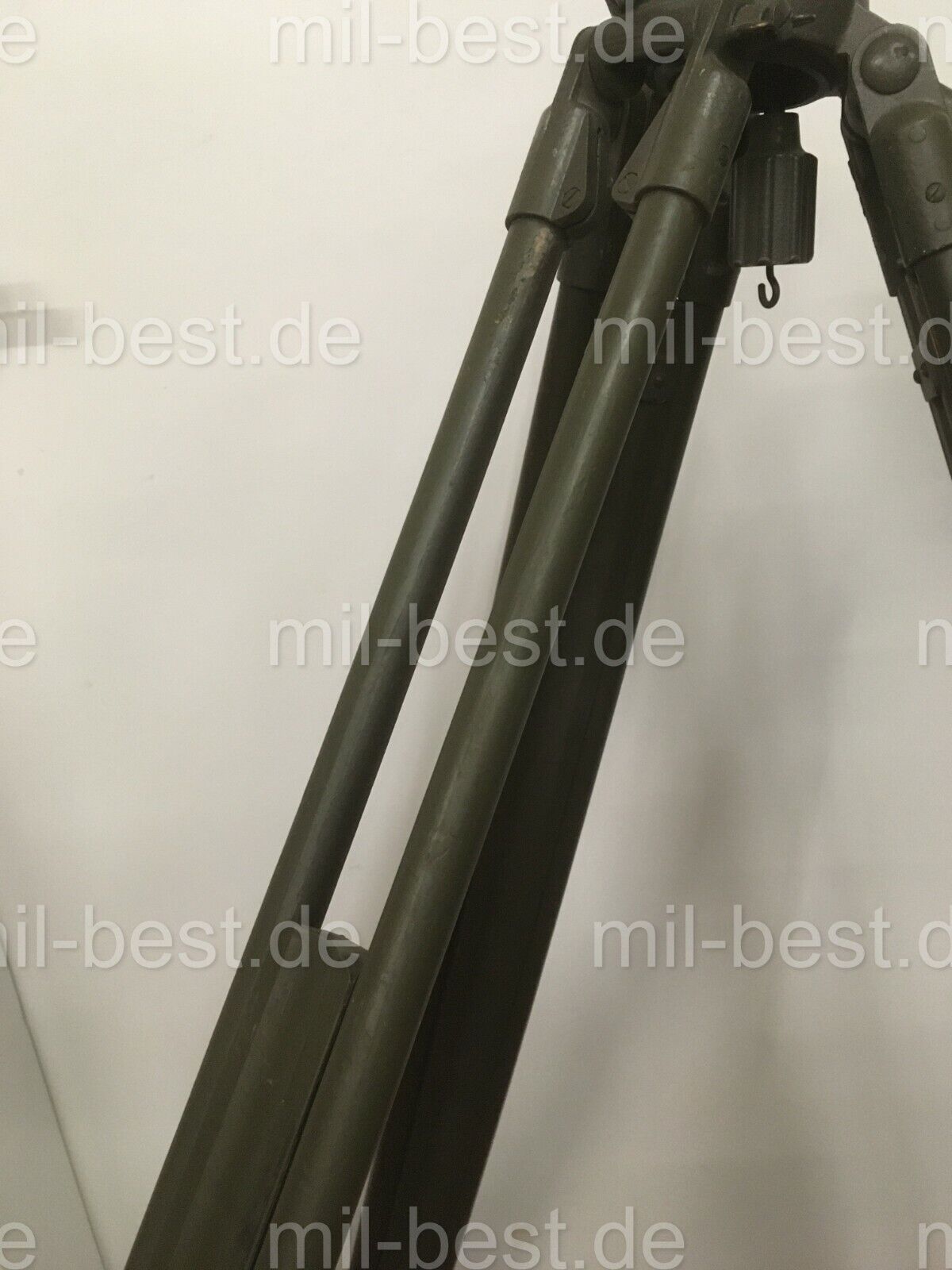 Geländestativ Vermessungsstativ Stativ Tripod Dreibein Holzstativ Bundswehr