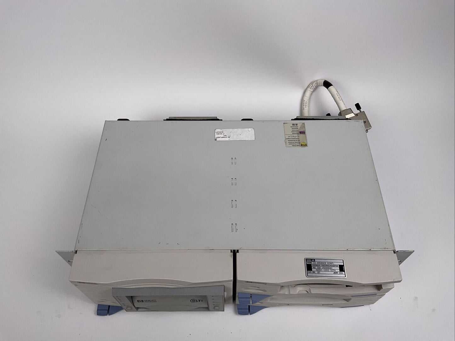 HP DLT Tape + Plex Writer 40/12/40S Einschub 19 Zoll Ex. Bundeswehr 0637