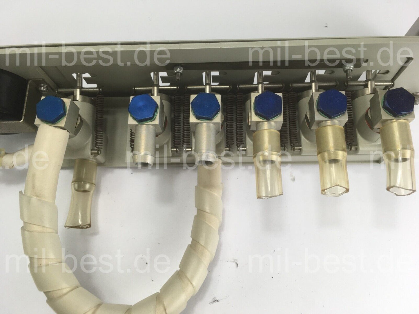 6x Spinner Ventile Vakuum HF-Anlage + Manometer ex. Bundeswehr Funktechnik