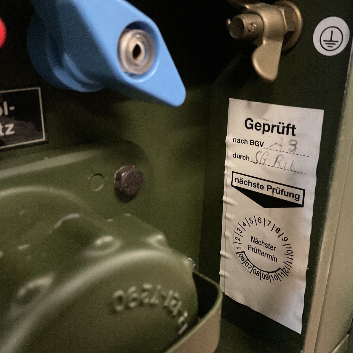 24 V Hatz 1,9 KW Stromgenerator Bundeswehr, Notsromaggregat Mit Zubehör! 0349