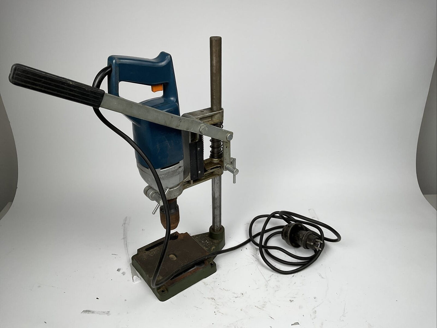 Feld Standbohrmaschine AEG B13 In Holzkiste Bohrerstativ Ex. Bundeswehr 0507