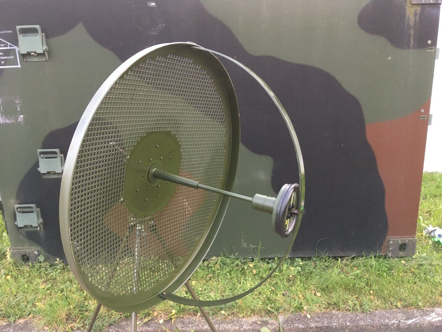 FM 1000 Backfireantenne Richtfunk Reflektor Bundeswehr SAT Empfansantenne