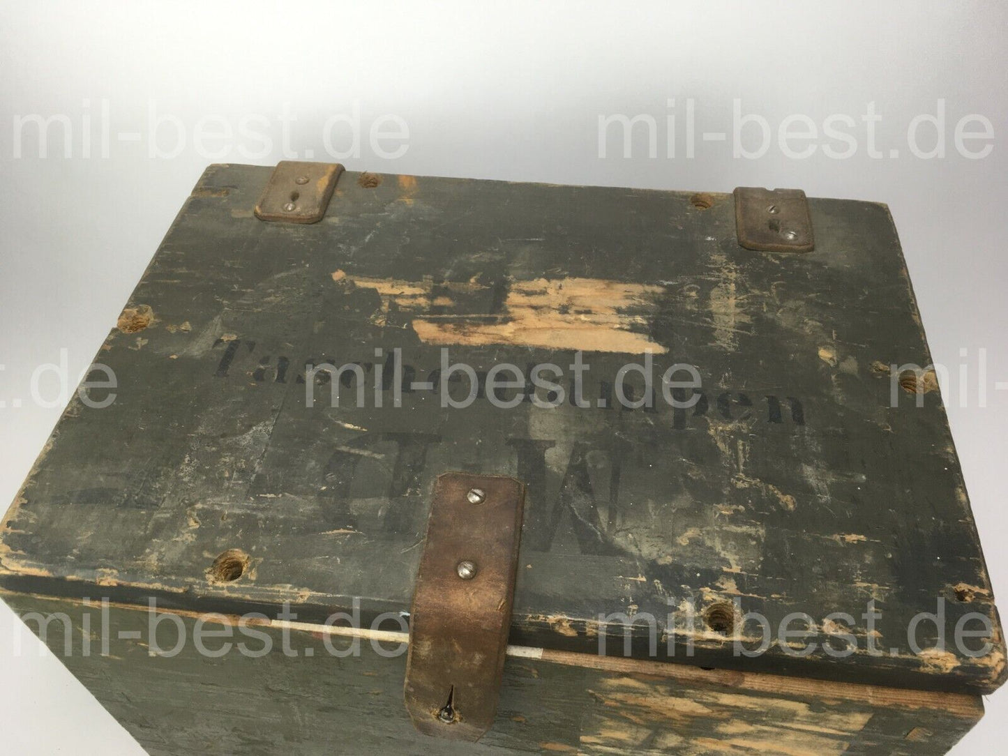 Holzkiste, Kiste 46 x 28 h = 36 cm "TASCHENLAMPEN" ALT ex. Schweizer Armee (100)