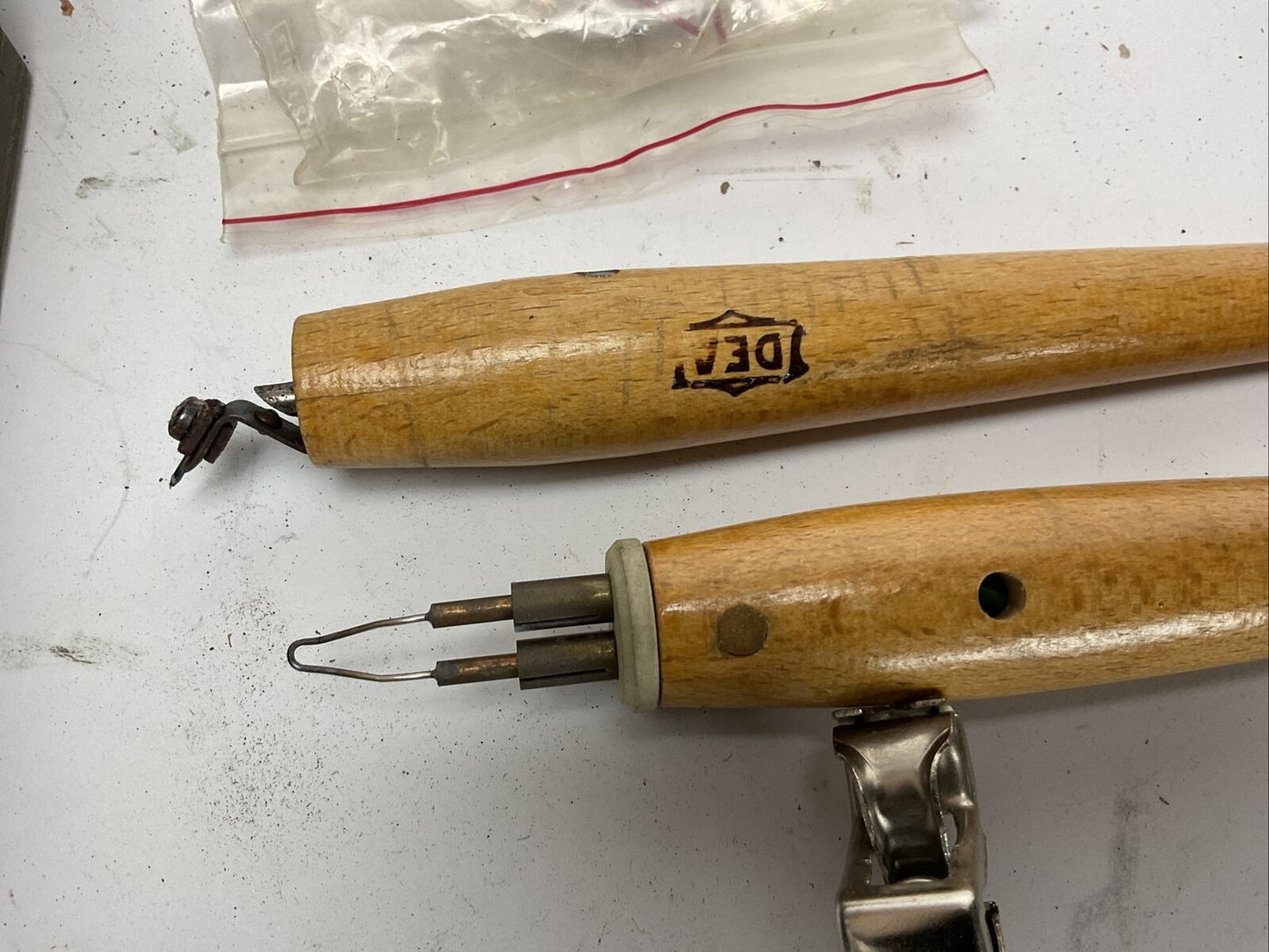 IDEAL Typ ESH Freihandschreiber Elektroschreiber Metall + Holz Bundeswehr 0521