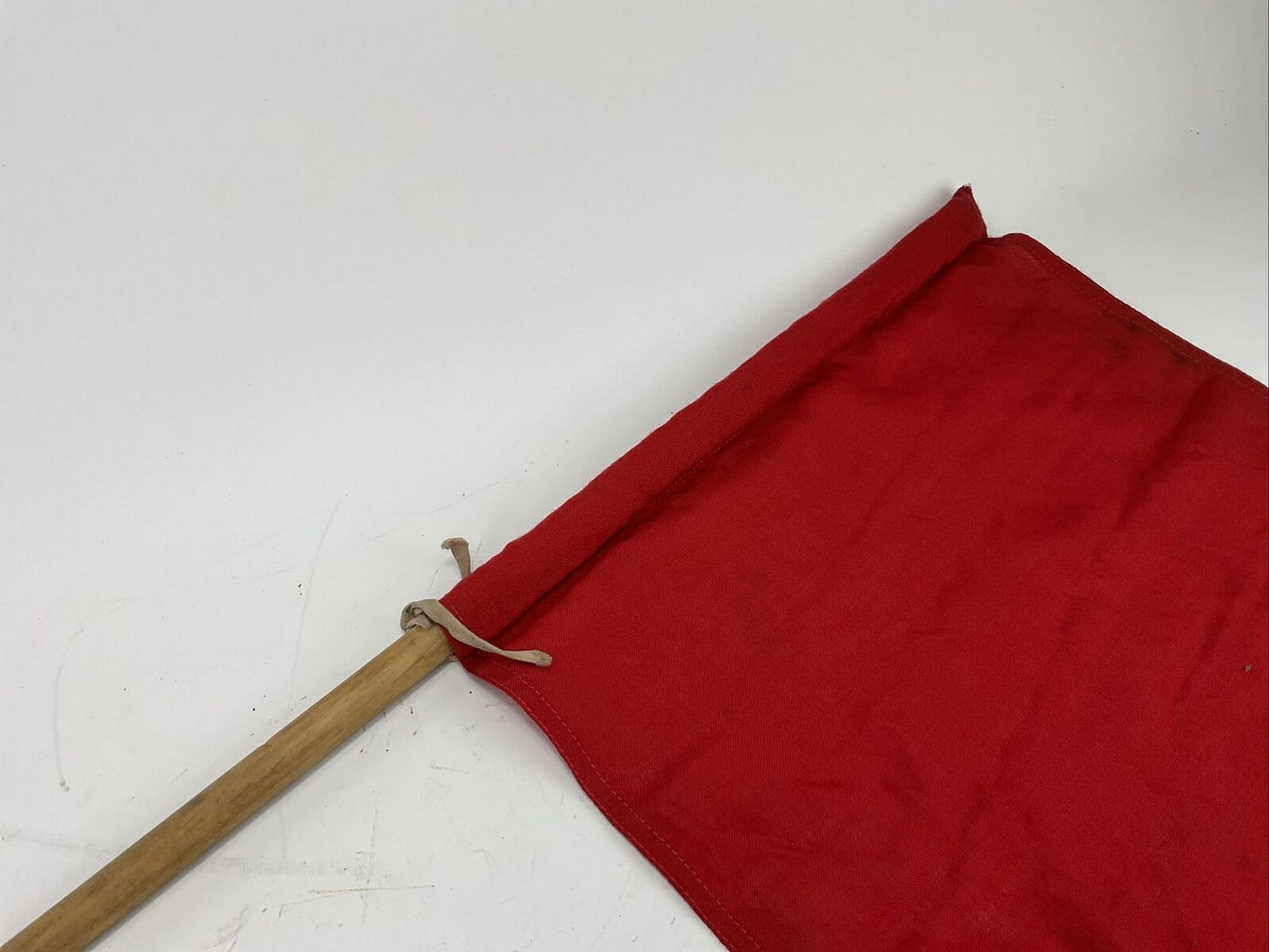Flagge „ROT“ Warnflagge aus Flaggensatz, Gokart, Autorennen ex. Bundeswehr 0458