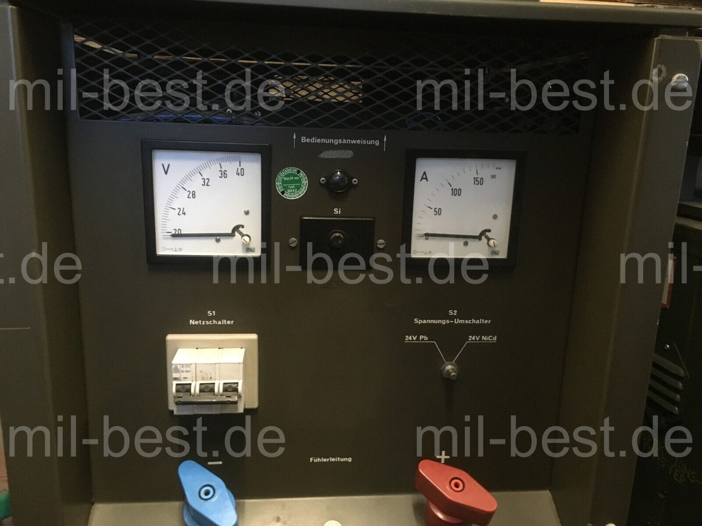 Frako D24/150 24V 150 A Ladegerät + Fühler Batterie laden Stapler ex Bundeswehr