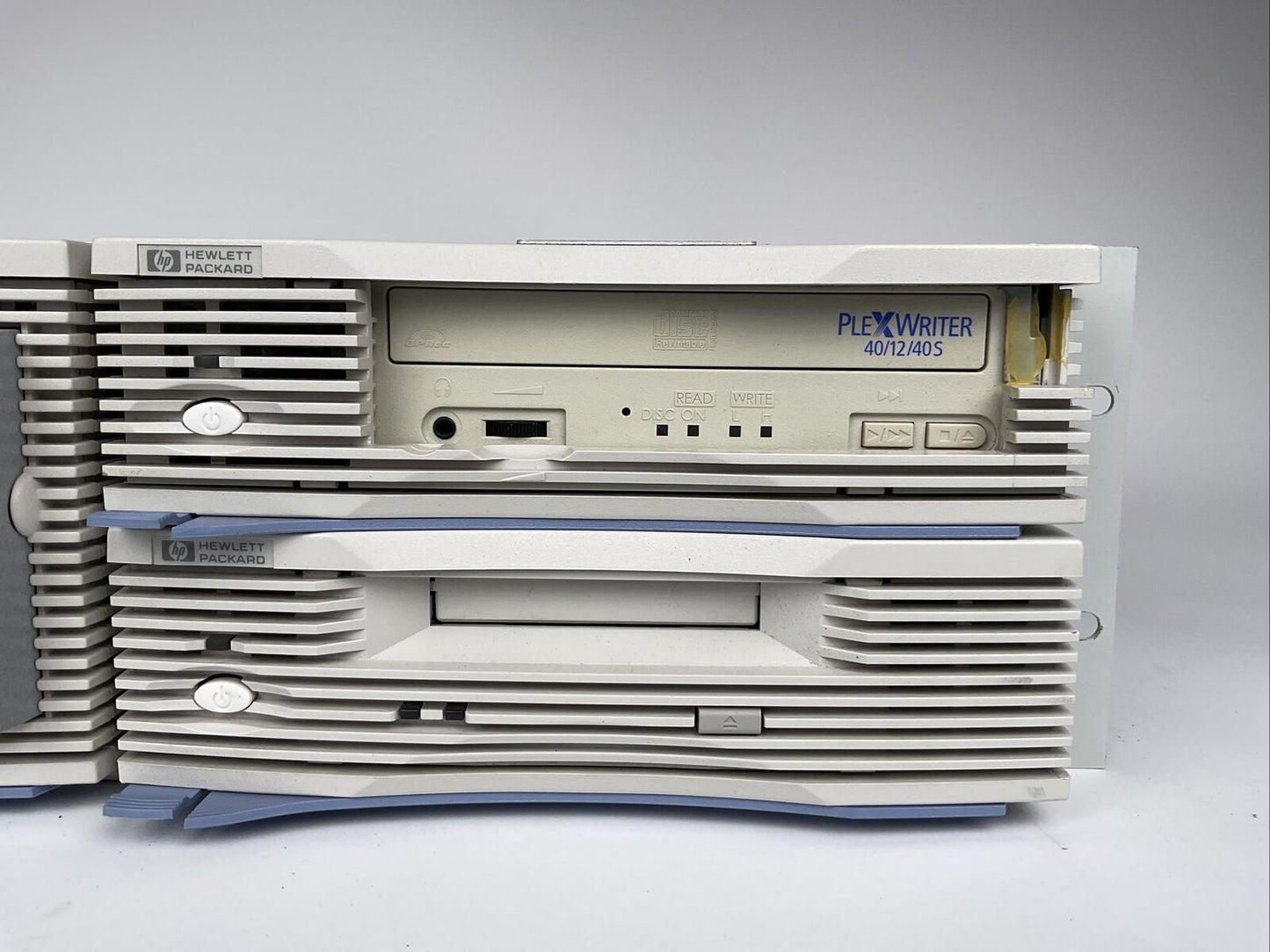 HP DLT Tape + Plex Writer 40/12/40S Einschub 19 Zoll Ex. Bundeswehr 0637