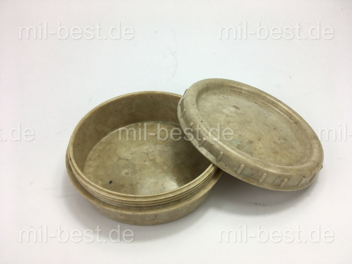 Helle Bekelit Dose, sehr alt, Schraubdose, Butterdose Fettdose ex. Bundeswehr