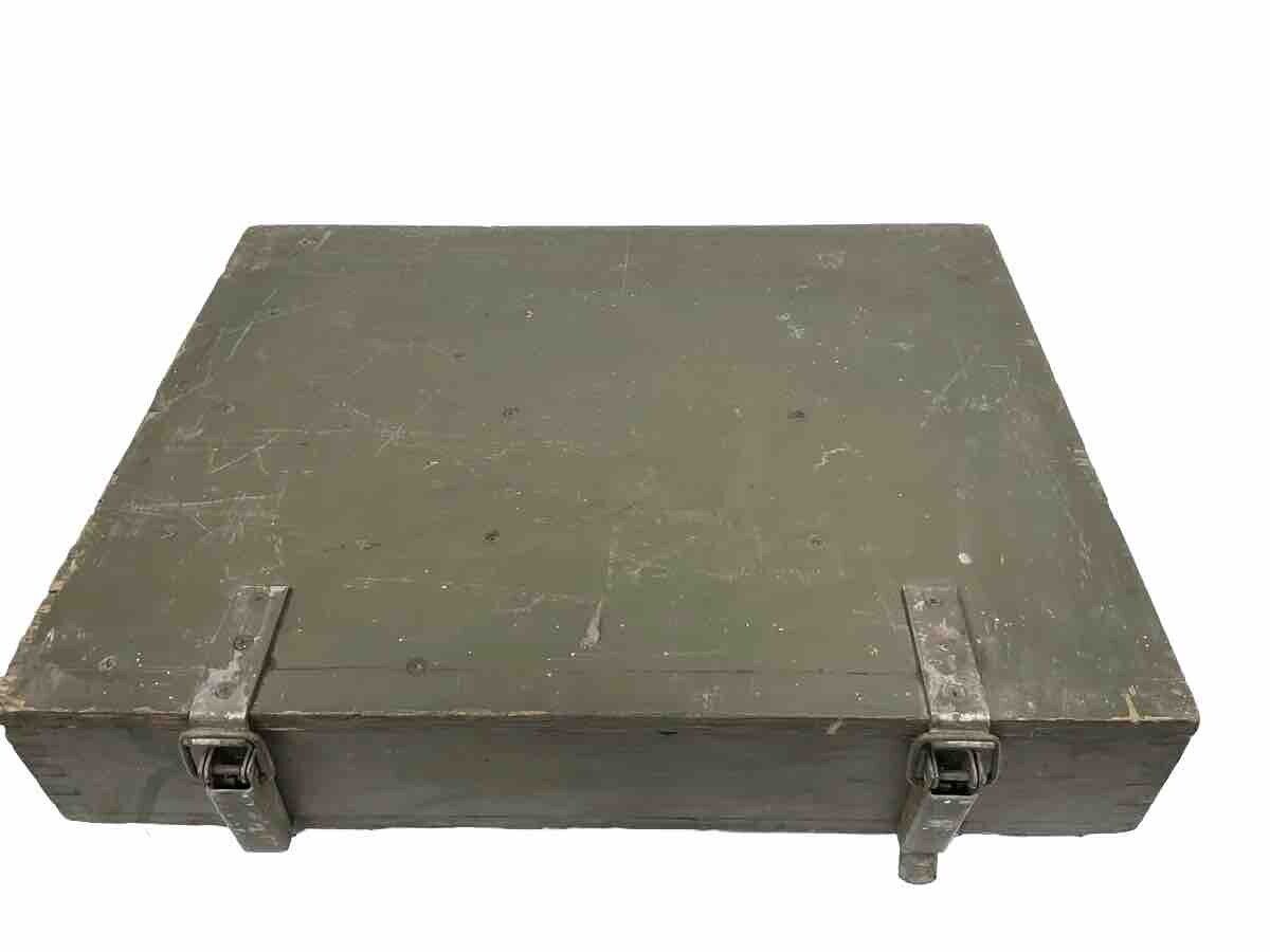 Holzkiste 65x53x15cm Transportkiste, Lagerkiste Ex. Bundeswehr 0625