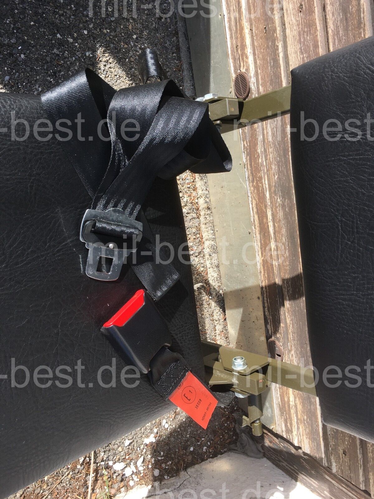 Klappsitz Sitz ex. Bundeswehr für. Krankenwagen, Kabine / Shelter, Oldtimer