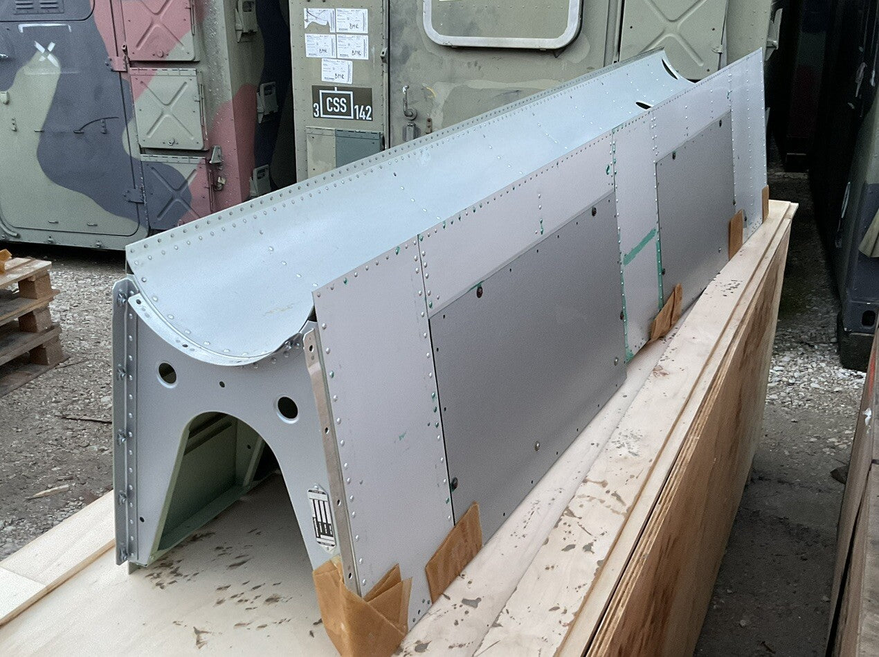Endkasten L Nr. 7 Transall C-160 Flugzeugteil Aluminium Flugzeugmöbel BW 1690