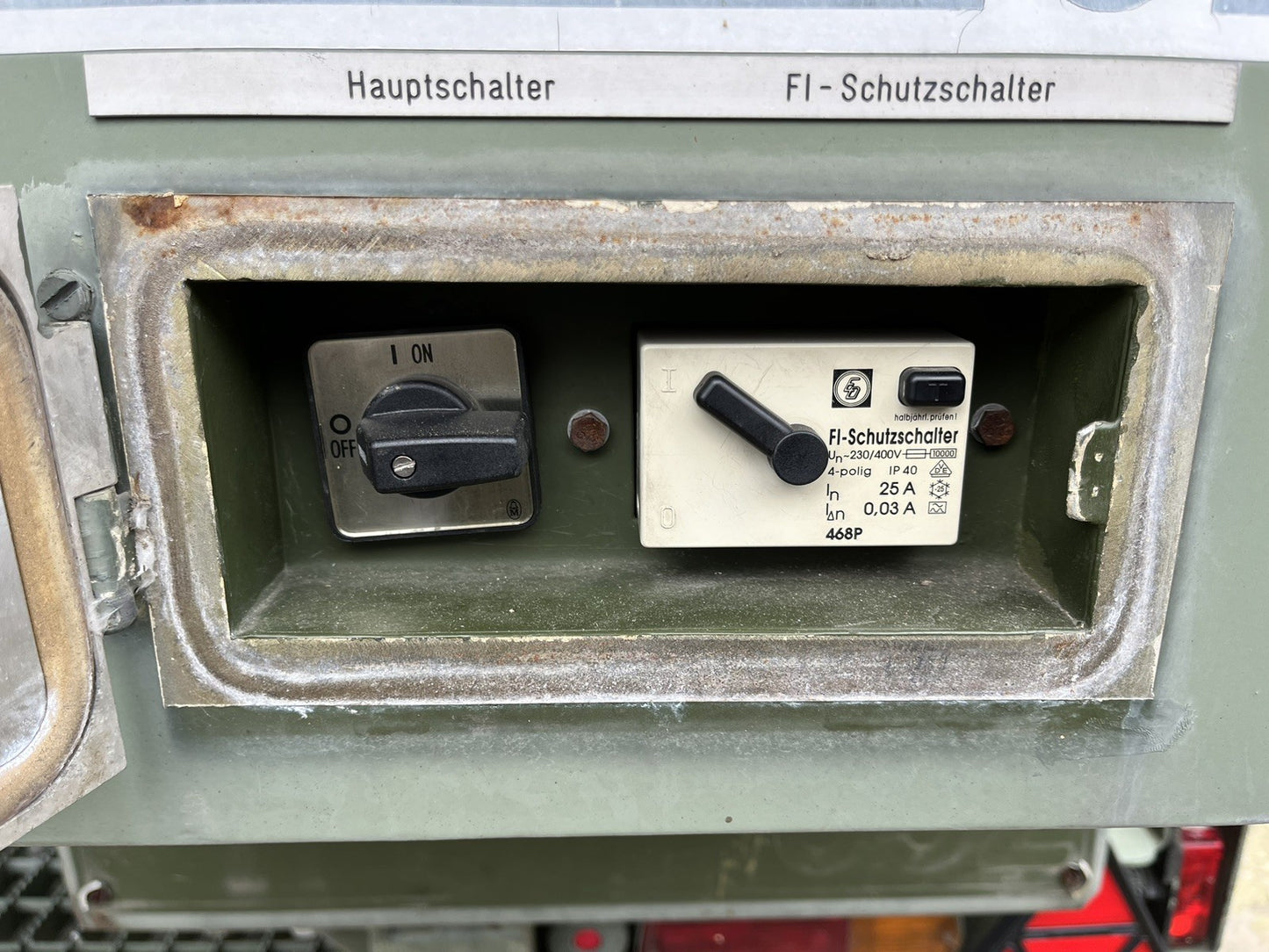 25 m FTM23/5 SMAG Gittermast Bundeswehr Antennenmast Antennenträger AUTOKO90