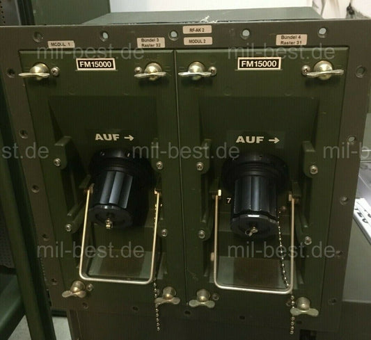 2 Stück Anschaltkasten Richtfunk FM15000 im Einschub Funkgerät Bundeswehr Kabine