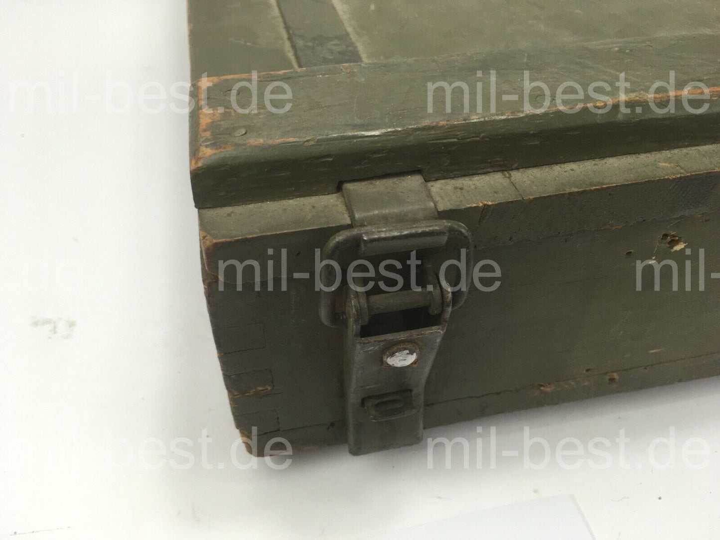 Holzkiste, Kiste 38 x 31 h = 11 cm VINTAGE SEHR ALT ex. Schweizer Armee (99)